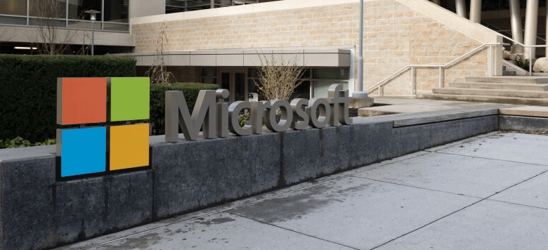 Microsoft Q4 Yoy Yoyinvestorrelations Yoy 20.1b