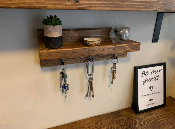 Stylish Key Holders for the Wall: Perfect Blend of Functionality & Home Aesthetics
