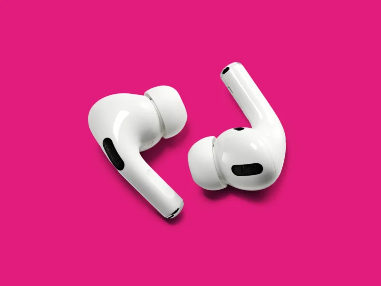 Why Choose Wireless Earbuds Over Wired Ones?
