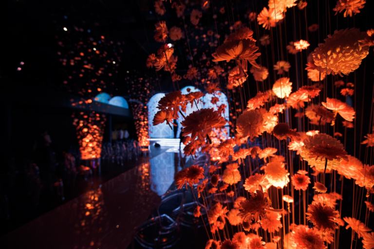 How Lighting Design Sets the Mood at a Corporate Gala in Honolulu